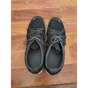 Size 12 - On Cloud 5 Black White